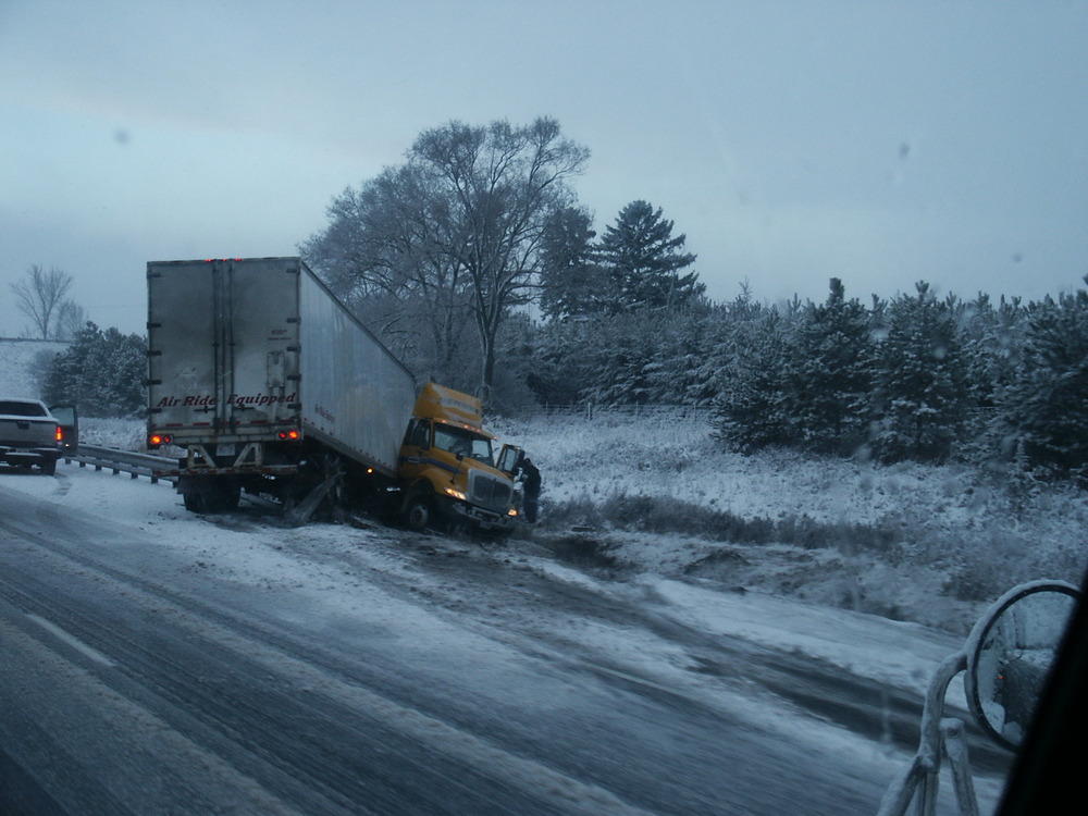 jackknife truck accident on a winter day